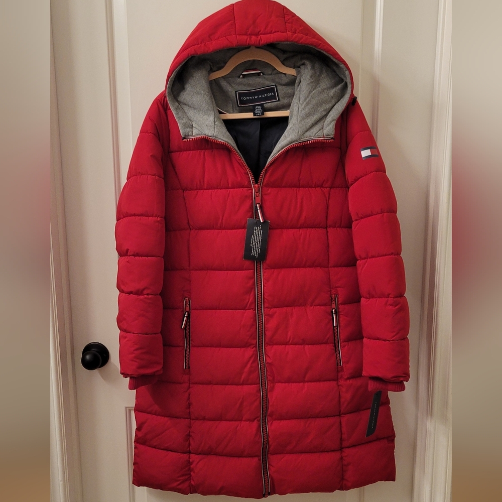 NWT Tommy Hilfiger Women's Red Hooded Puffer Coat
